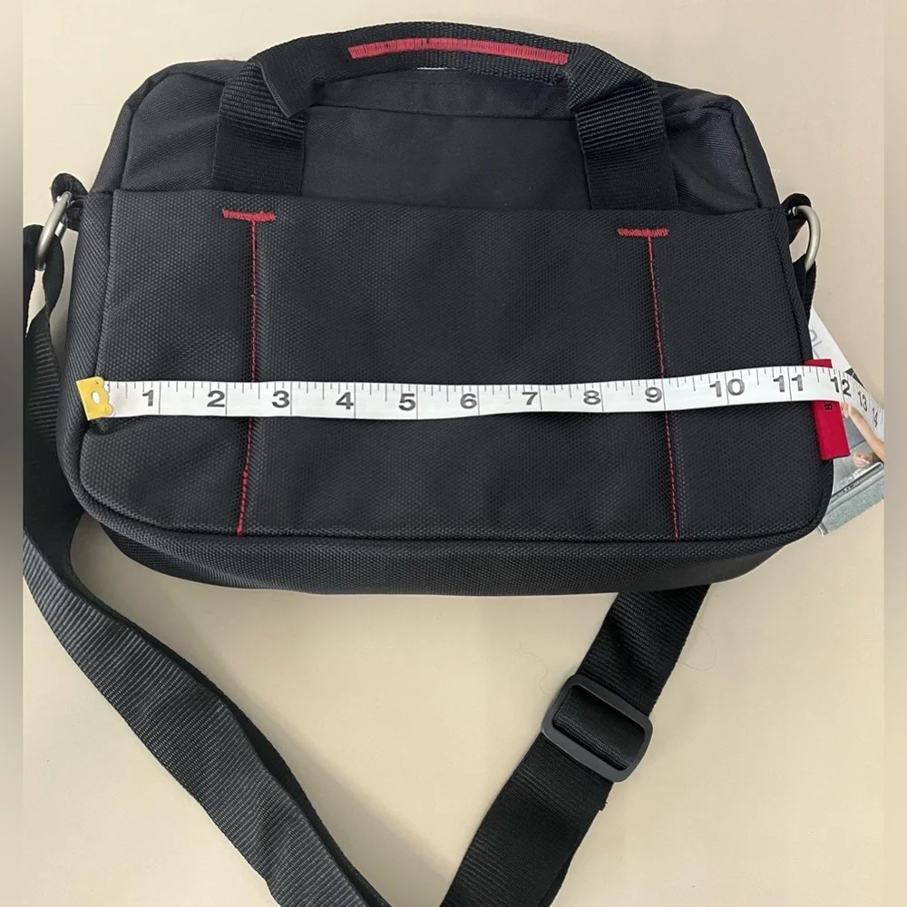 Belkin Top Load messenger laptop bag